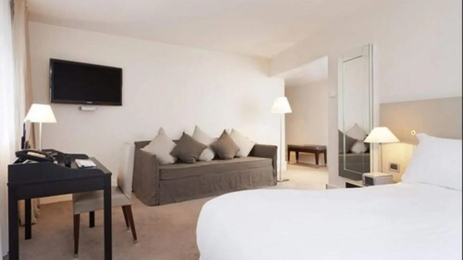 ***** Hotel La Maison Champs Elysees Parijs Frankrijk