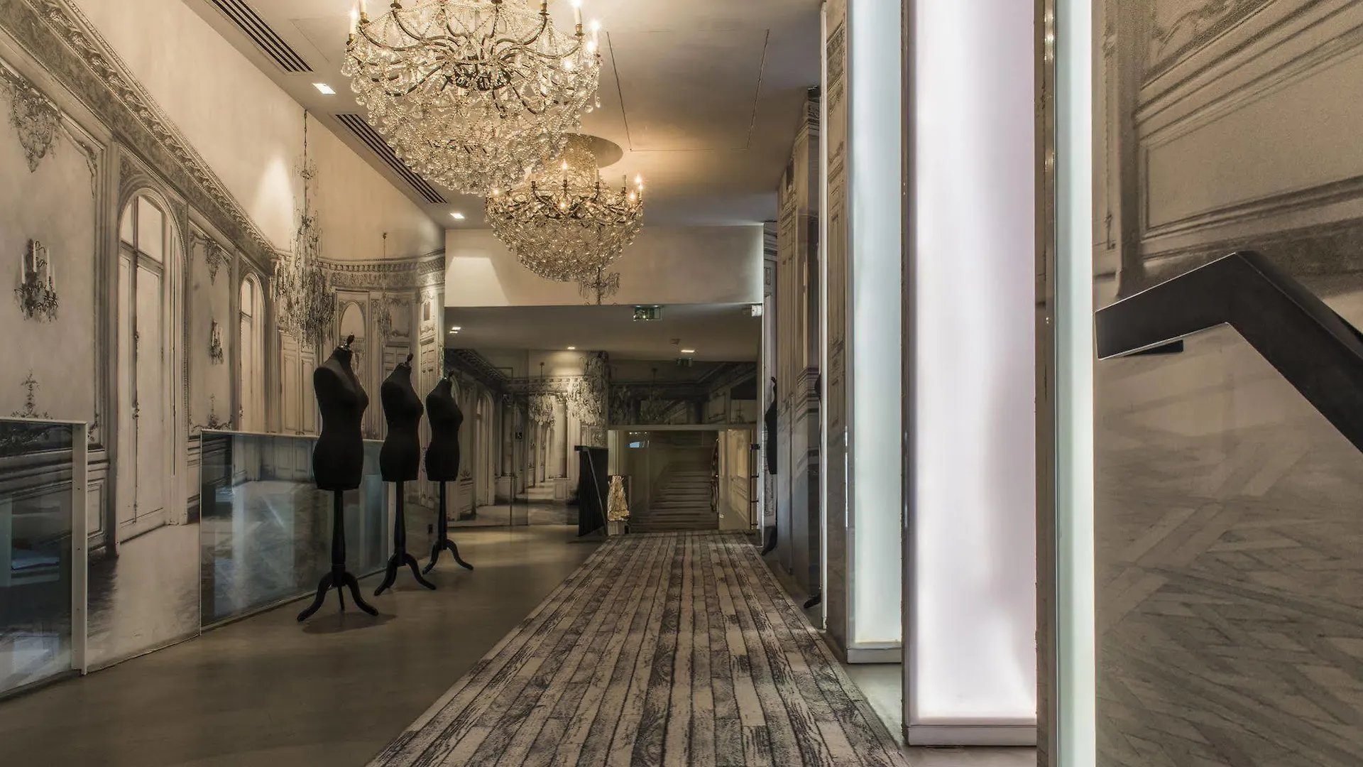 ***** Hotel La Maison Champs Elysees Parijs Frankrijk
